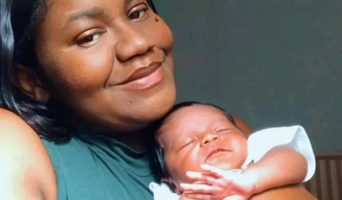 Ajuda uma mãe sem rede de apoio a cuida da sua bebê