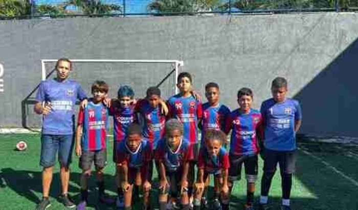 Projeto de futebol craques do futuro