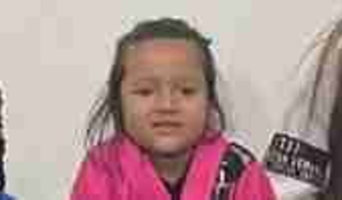 Ajuda para a atleta Isabella participar do campeonato de jiu-jitsu.