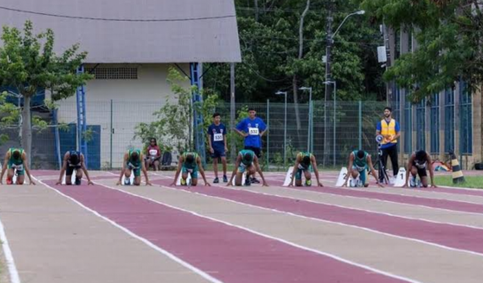 Ajuda pra competir o estadual de atletismo em outra cidade