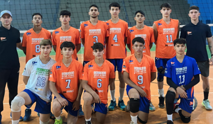 Ajuda a time de vôlei de projeto social participar de um Campeonato Profissional 