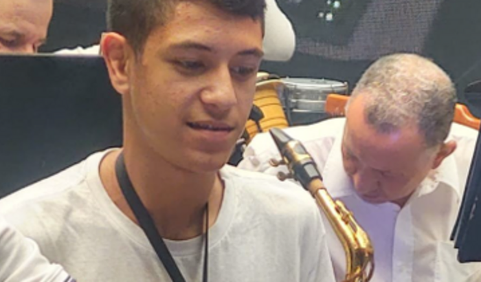 Ajude Gigi a louvar ao Senhor!!!