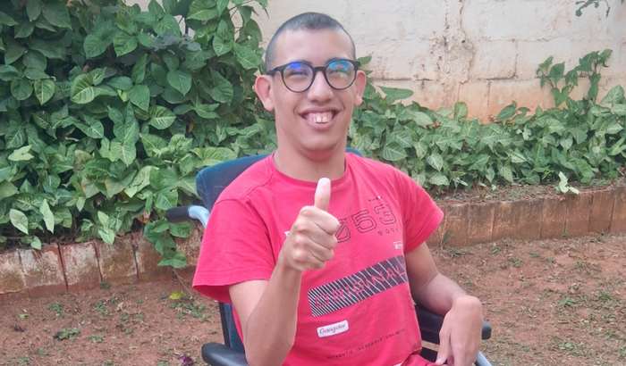 Ajude o Vitor comprar sua Cadeira de Rodas.