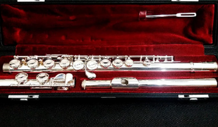 Flauta nova yamaha 