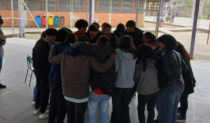 Ajuda para passeio de formatura dos alunos do Dolores