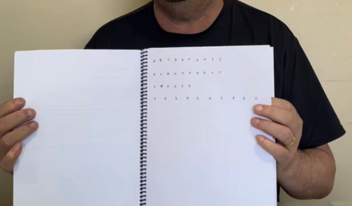 Livro em braille e tinta - Livro inclusivo em braille e tinta