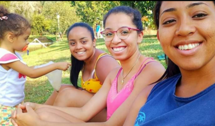 Ajude a finalizar o projeto das irmãs (indústrias Camilo)