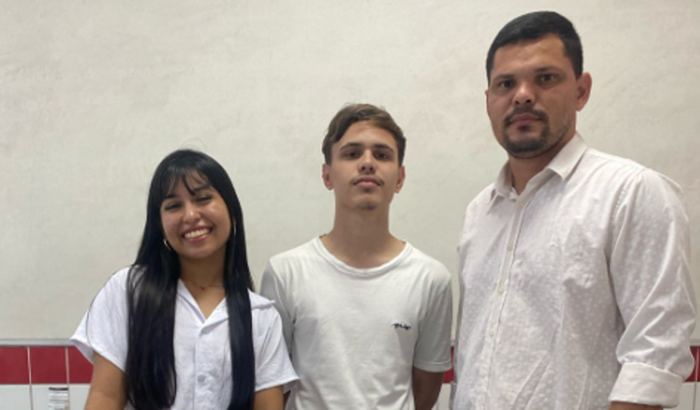 Finalistas de Escola Pública na IX Febic.