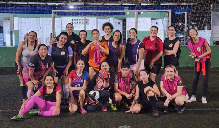 Ajuda para o uniforme do time Manas F.C.