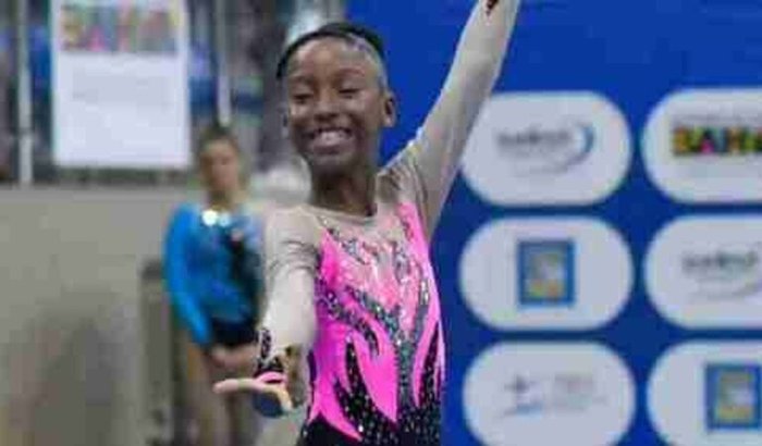  Ajuda para realização do sonho da ginasta Ana Júlia 