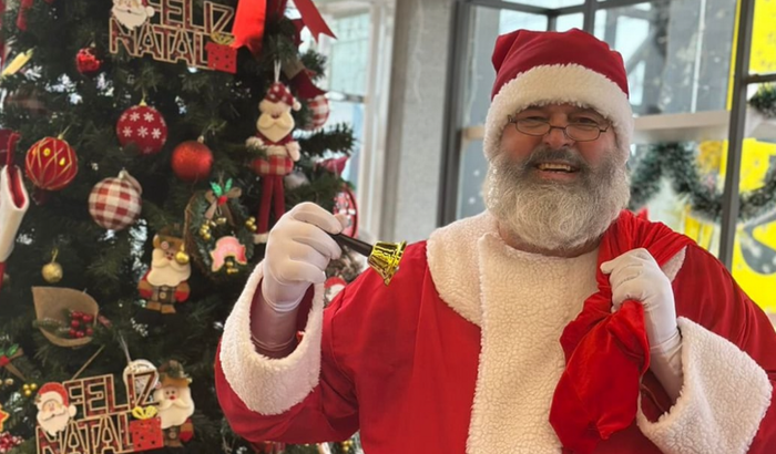Papai Noel pede ajuda