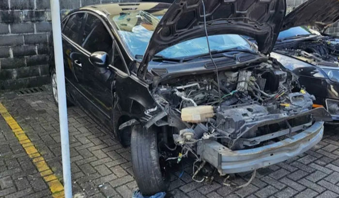 Ajuda Pra Conserta o Carro do Amigo que foi Roubado