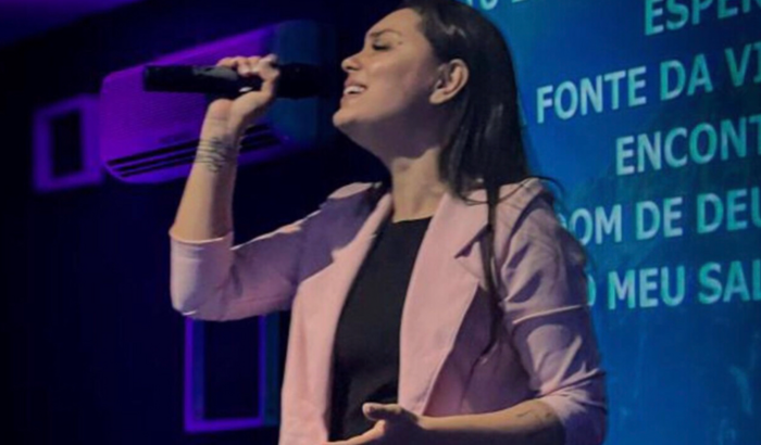 Ajuda para gravar louvores  profissionalmente. (Abençoe esse propósito)