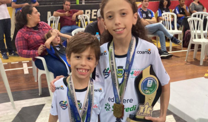 Maria Luiza e João Eduardo  torneios  Xadrez 