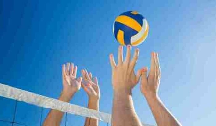 Ajuda para comprar bolas de vôlei para a escola de Peruíbe 