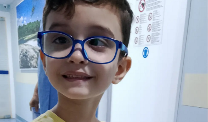 Ajude a Ryan com seu tratamento.
