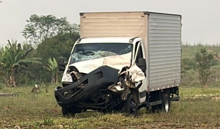 Ajude um caminhoneiro arrumar seu caminhão