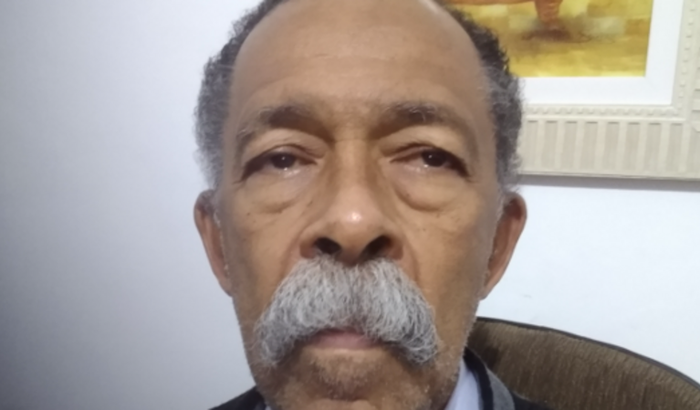 Ajuda para concluir curso e pagar contas.