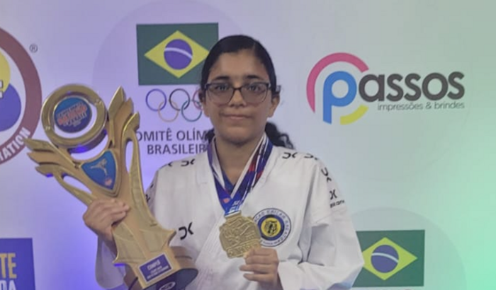 vamos ajudar kauany a participar do campeonato brasileiro