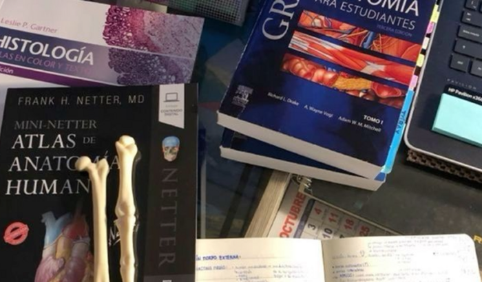 Ajude-me a comprar alguns materiais que faltam para universidade