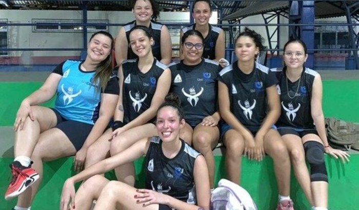 Ajude o meu time para uma viagem representando o estado 