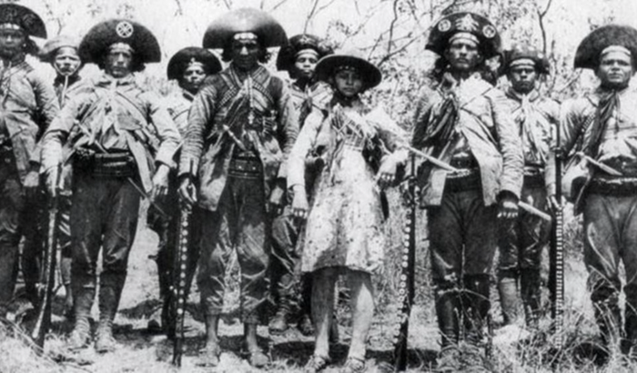 Projeto criar cidade cenográfica no nordeste.