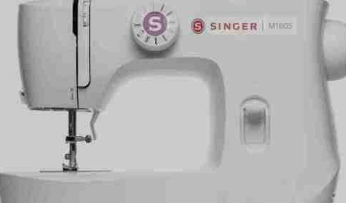 Maquina de costura para Elis recomeçar 