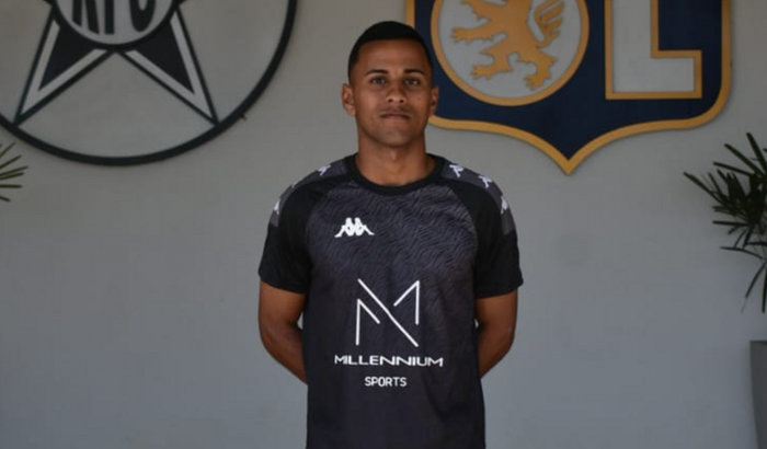 Ajuda para viajar em busca do sonho no Futebol