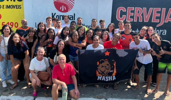 Ajude o Masha  a continuar fazendo história no vôlei amador de Timóteo-MG!