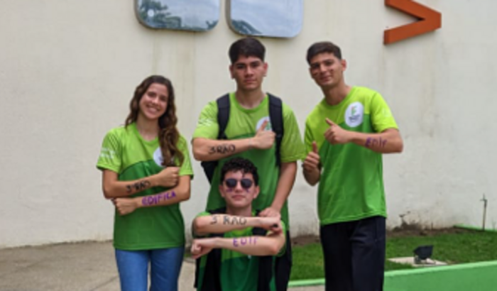 Ajuda para conseguir uma viagem educacional de alunos