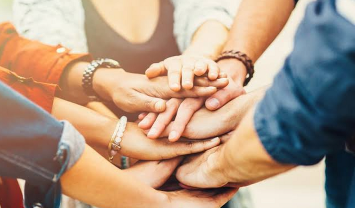 Solidariedade familiar: apoio à tia Luiza