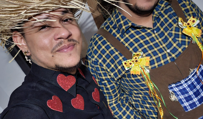 Me ajuda a ir pro Ensaio da Anitta