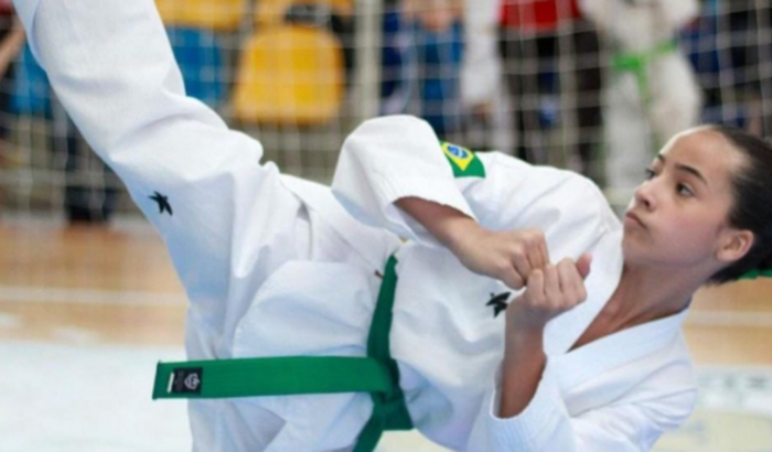 Ajude Emilly a participar da Copa do Brasil de Taekwondo