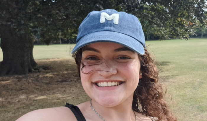 Me ajude a terminar a faculdade em Londres