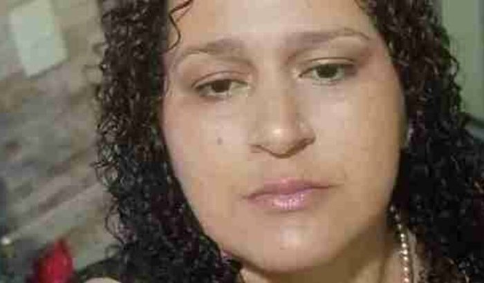 Ajude no tratamento do câncer raro da Simone :-)