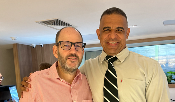 Transferência Dr Adriano para o Brasil