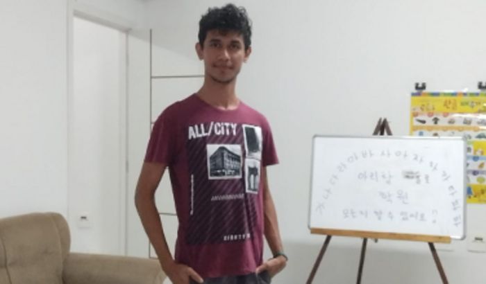 Ajuda para reerguer minha escola