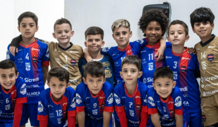 Ação entre Amigos (Pais e Atletas Sub-8)