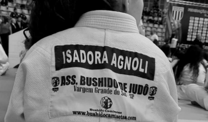 Ajude a minha filha Isadora ir para Santa Catarina 