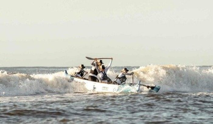 JUNTOS NESSA ONDA COM KÉIA ATLETA BRASILEIRA SURF DE CANOA OC4