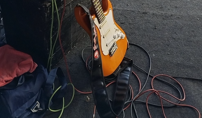 Ajude um Músico a comprar seu instrumento 🎸