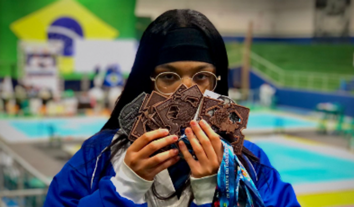 Ajude Bruna Karateka