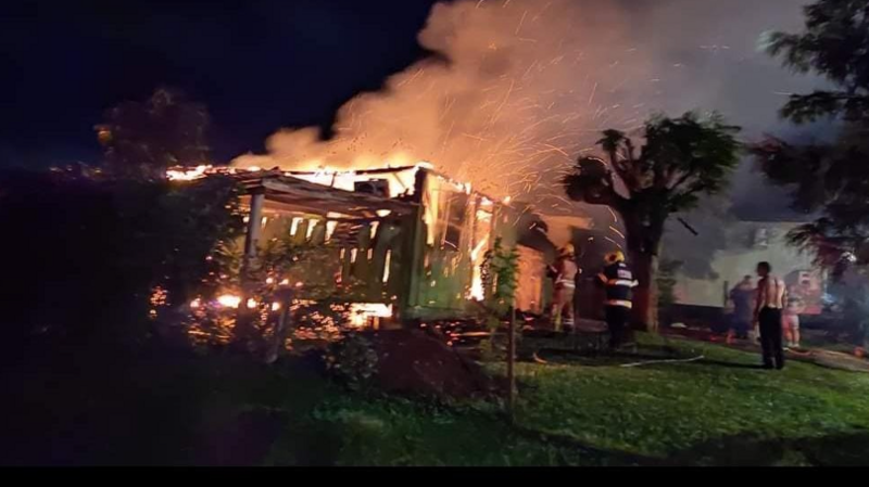 Reconstruindo o lar da família Koetz 