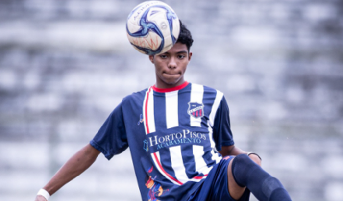 realização de um jogador Pagar minha viagem para jogar na Suécia