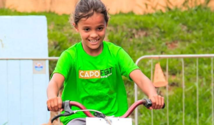 Compra das bicicletas das meninas Talita e Thais