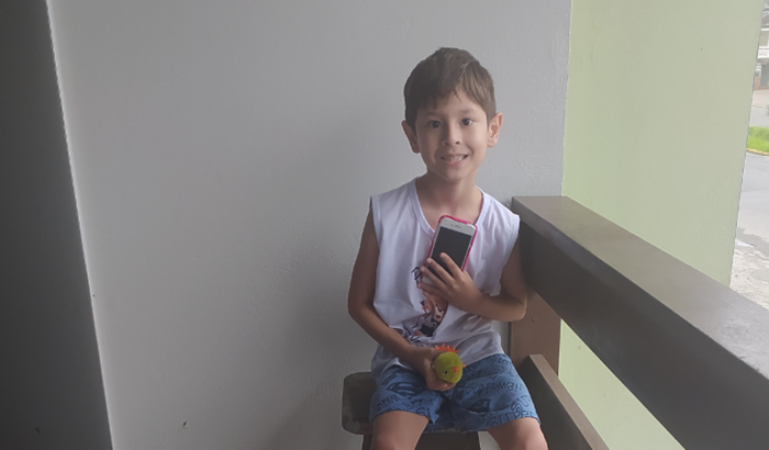 1° Celular do Miguel