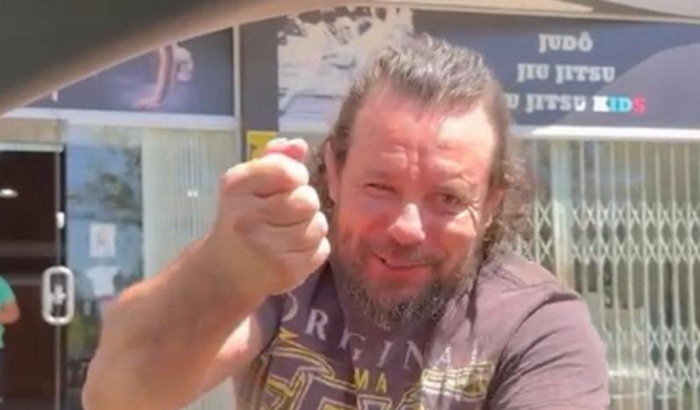 Marcinho em Abu Dhabi 