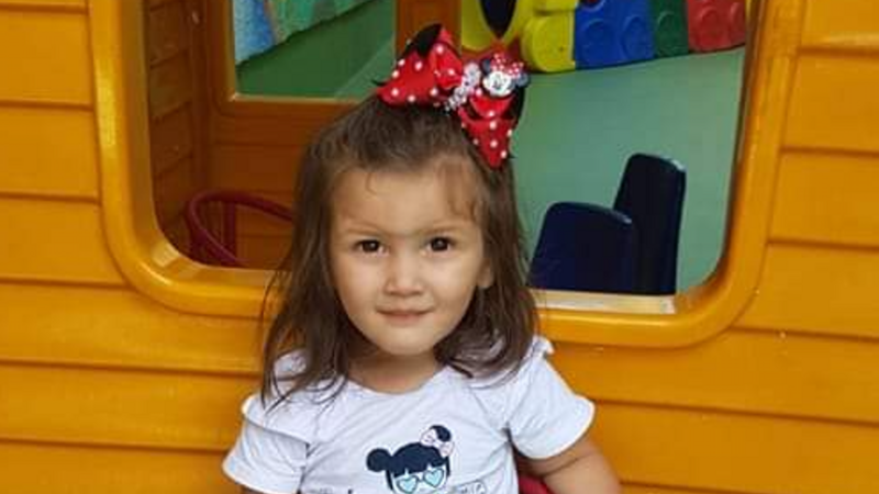 Vaquinha solidária para o tratamento da Cecília