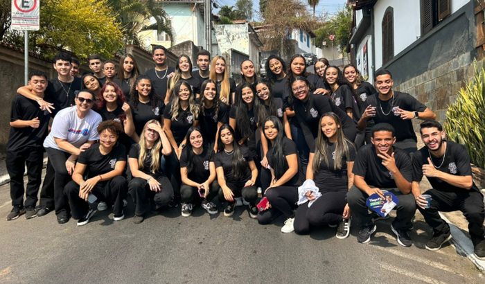 AJUDE A REALIZAR NOSSA FESTA DE FORMATURA!