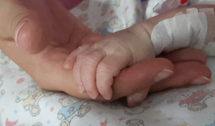 Ajuda para retirar fotos de gestante